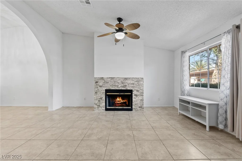 1411 Di Blasi, Las Vegas, NV 89119