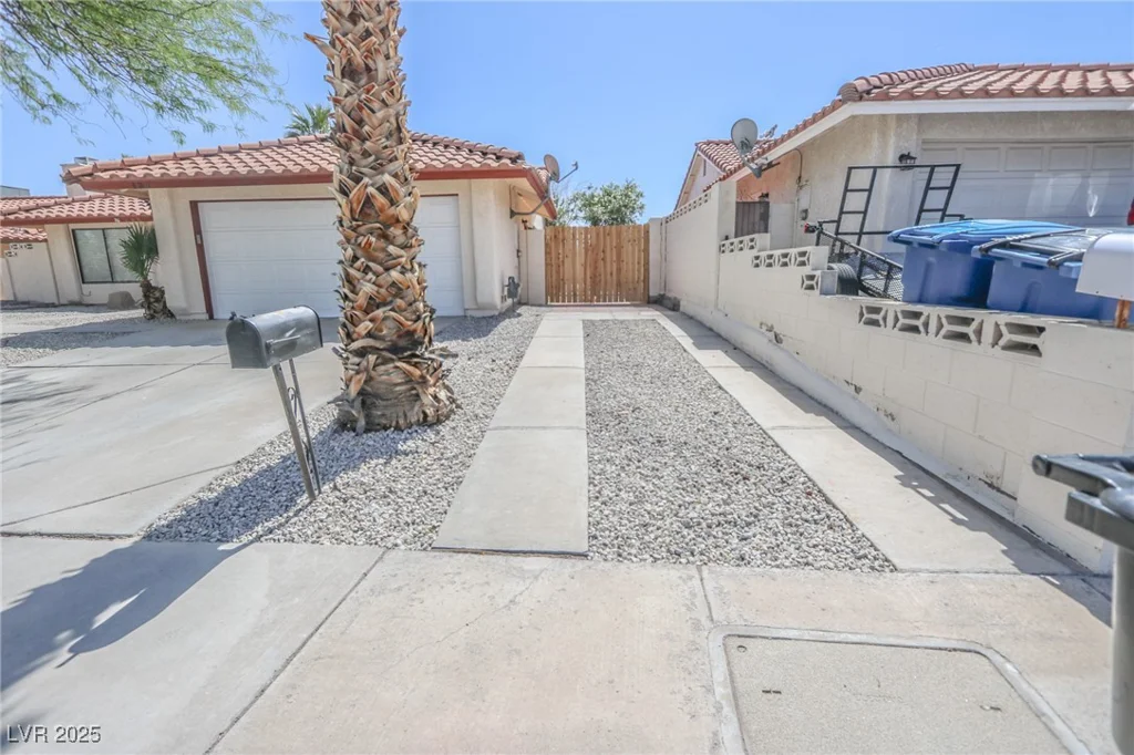 134 Saint Albans, Henderson, NV 89015