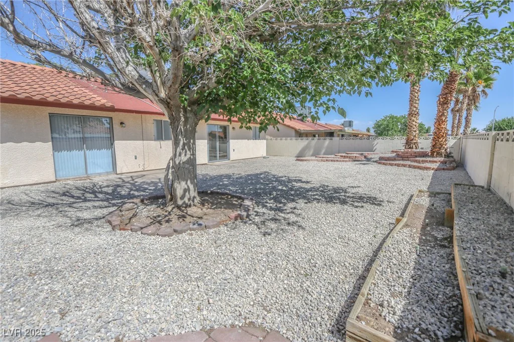 134 Saint Albans, Henderson, NV 89015