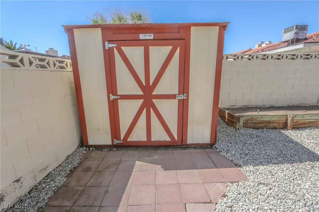 134 Saint Albans, Henderson, NV 89015