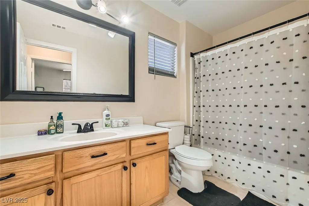6424 Strongbow, Las Vegas, NV 89156