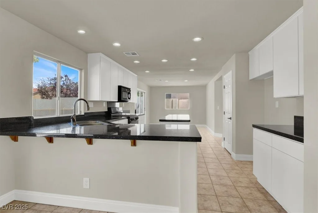 6313 Giant Oak, North Las Vegas, NV 89084