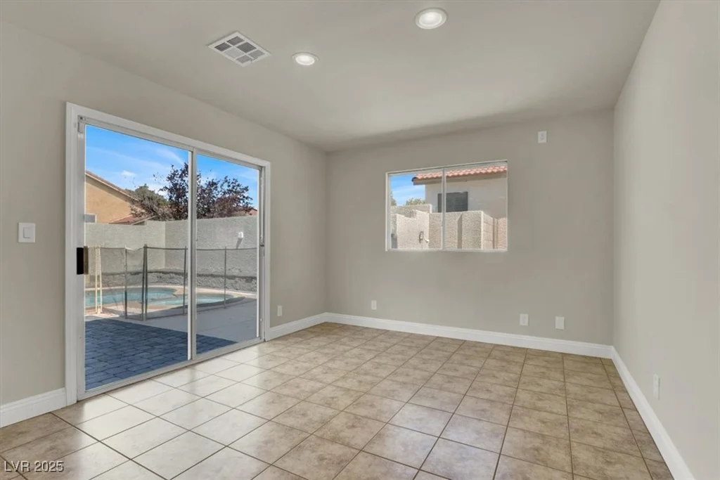 6313 Giant Oak, North Las Vegas, NV 89084
