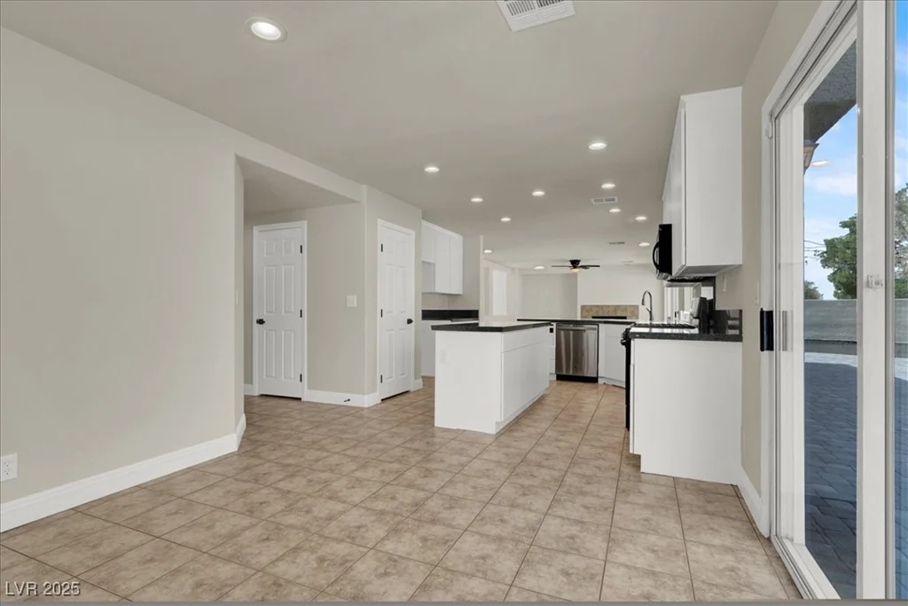6313 Giant Oak, North Las Vegas, NV 89084
