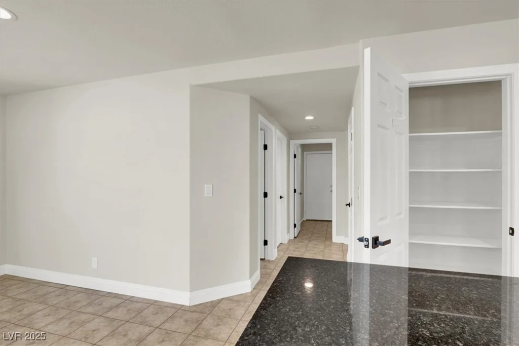 6313 Giant Oak, North Las Vegas, NV 89084