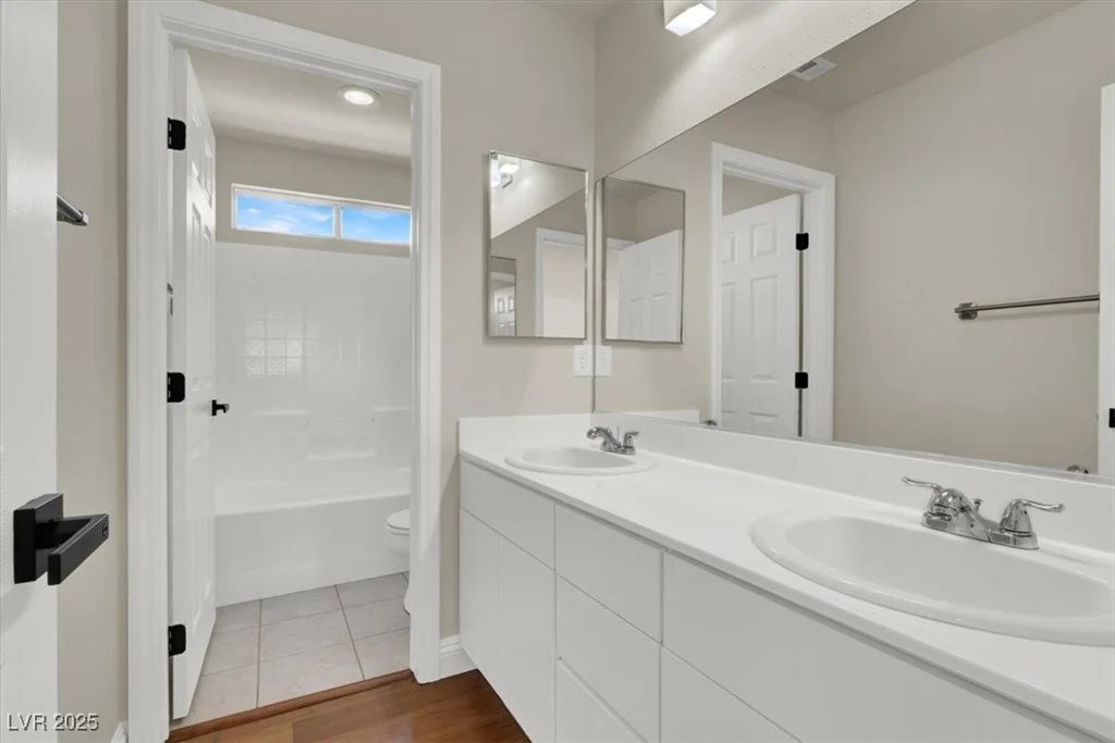 6313 Giant Oak, North Las Vegas, NV 89084