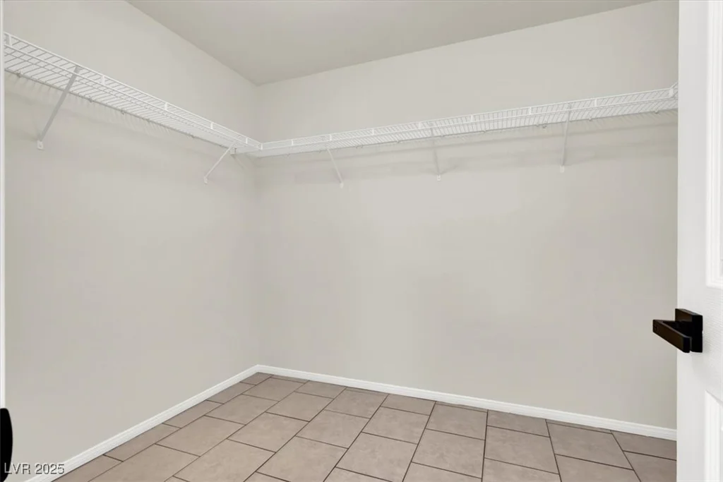 6313 Giant Oak, North Las Vegas, NV 89084