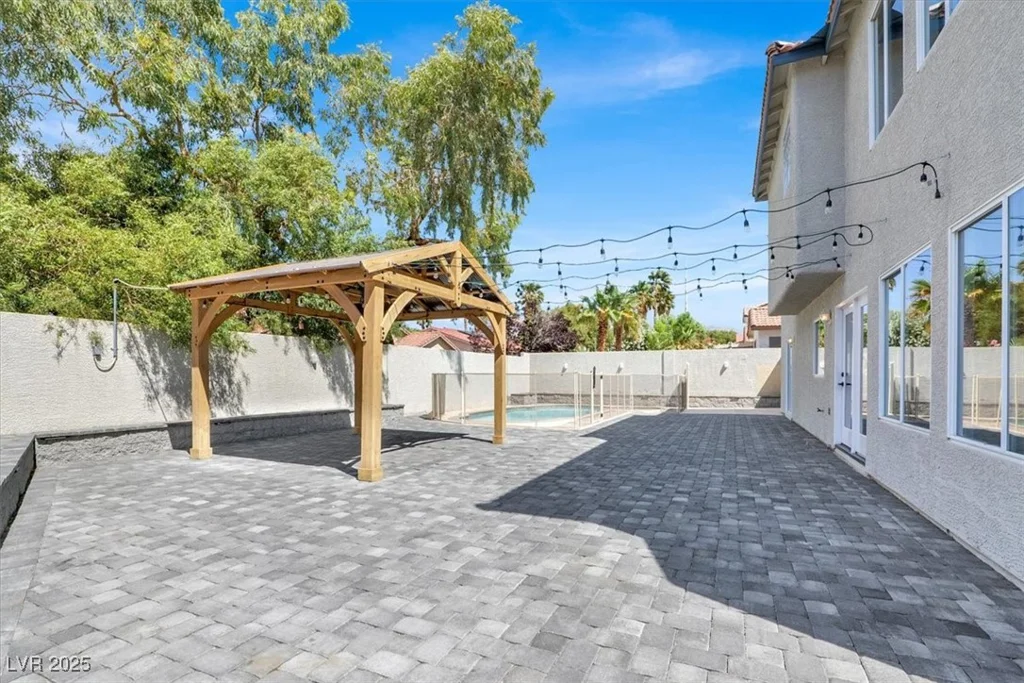 6313 Giant Oak, North Las Vegas, NV 89084