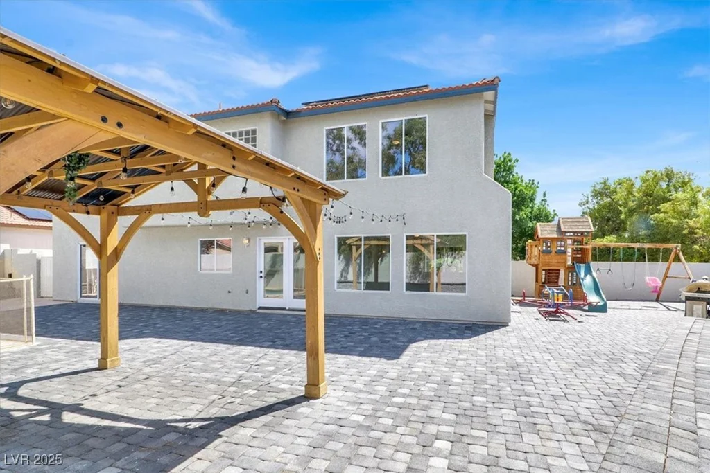 6313 Giant Oak, North Las Vegas, NV 89084