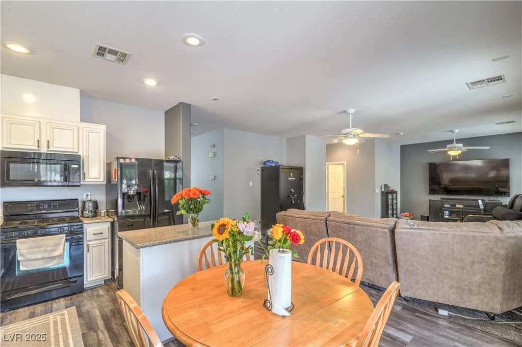 5024 Granite Creek, Las Vegas, NV 89131