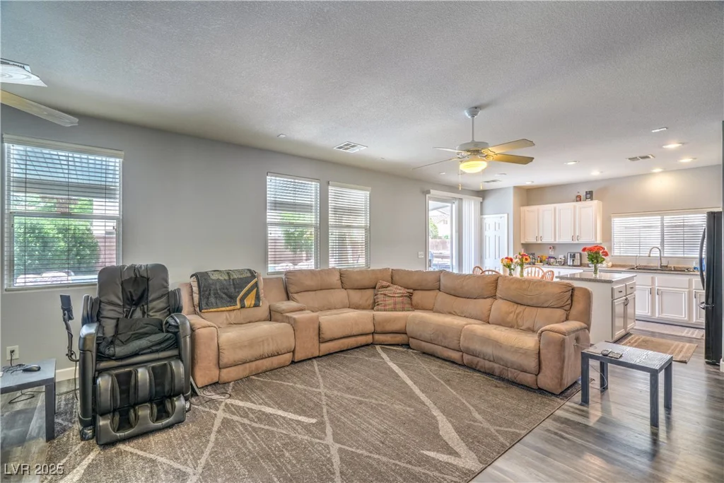 5024 Granite Creek, Las Vegas, NV 89131
