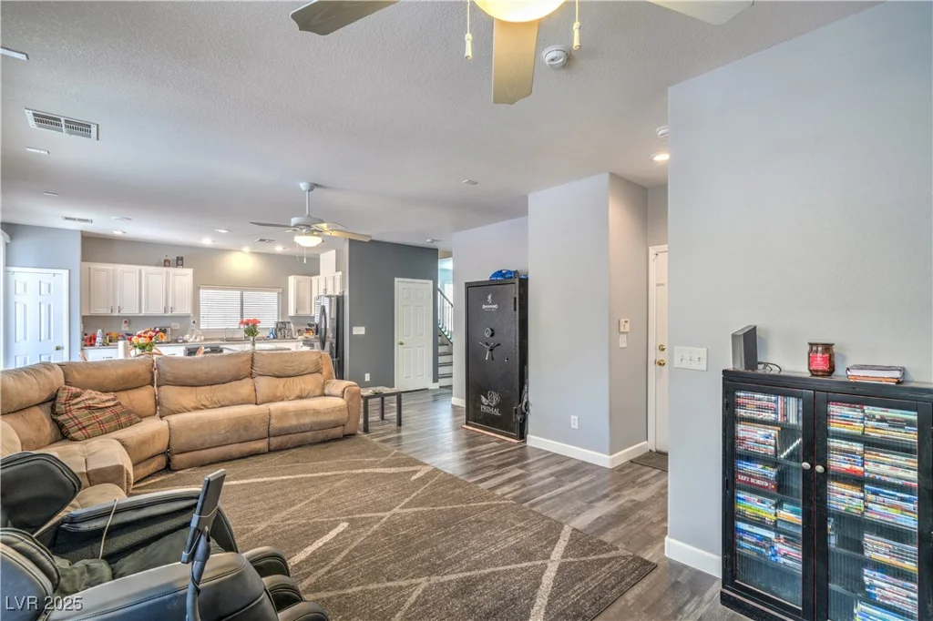 5024 Granite Creek, Las Vegas, NV 89131