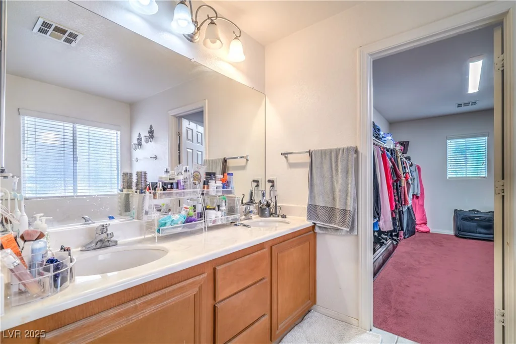 5024 Granite Creek, Las Vegas, NV 89131