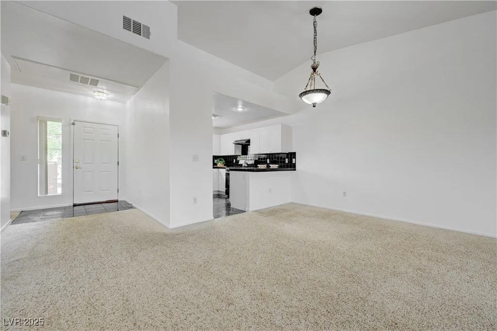 10525 Pine Glen, Las Vegas, NV 89144