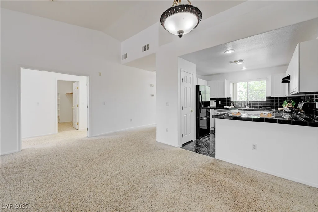 10525 Pine Glen, Las Vegas, NV 89144