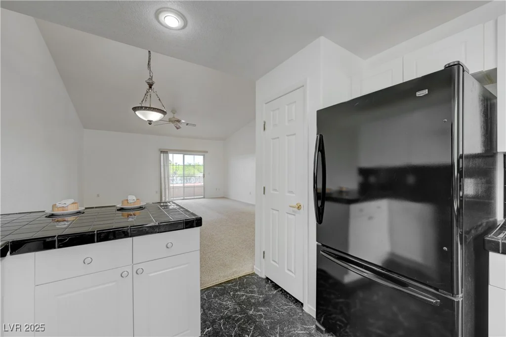 10525 Pine Glen, Las Vegas, NV 89144