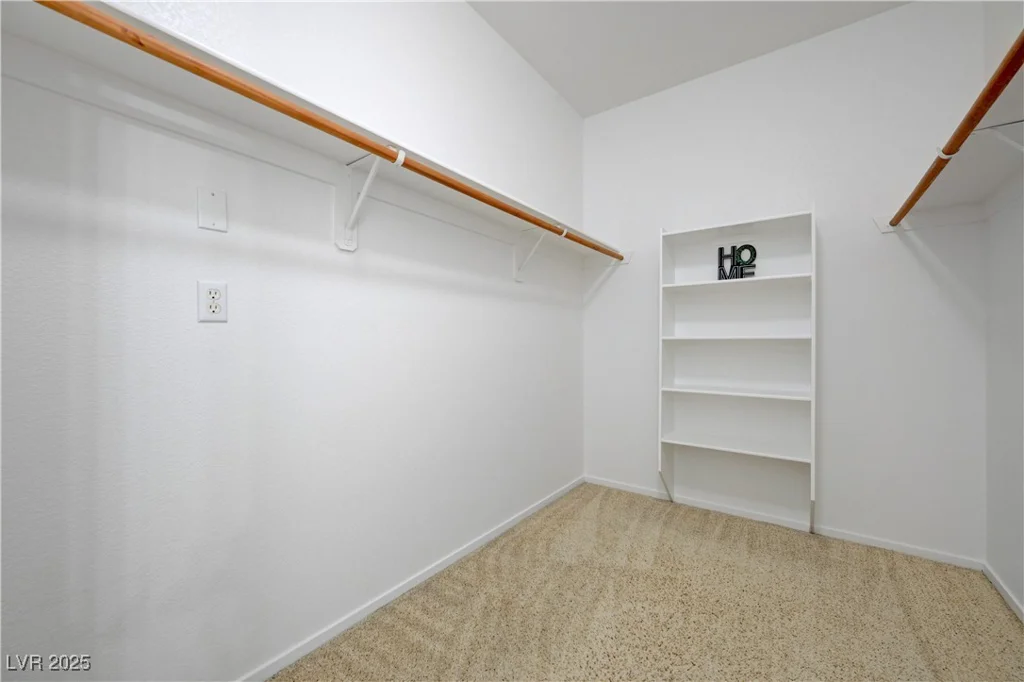 10525 Pine Glen, Las Vegas, NV 89144
