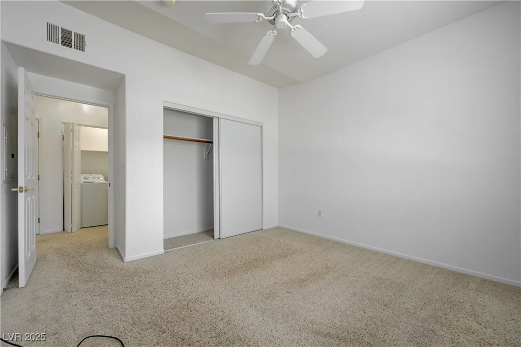 10525 Pine Glen, Las Vegas, NV 89144