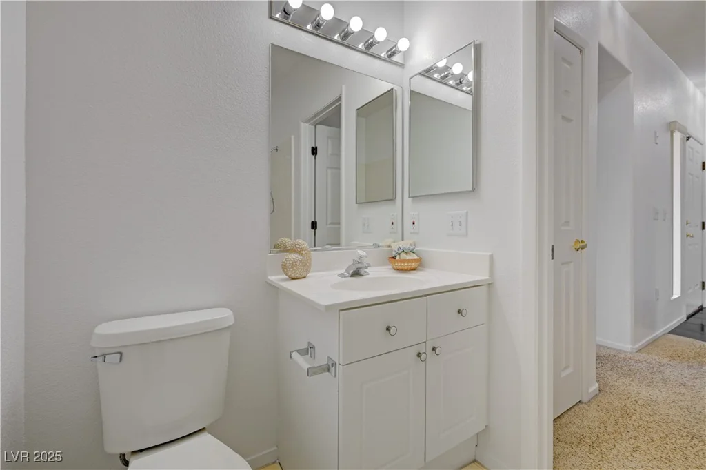 10525 Pine Glen, Las Vegas, NV 89144