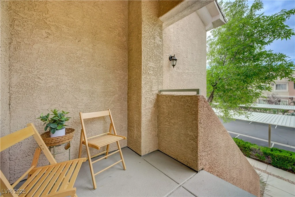 10525 Pine Glen, Las Vegas, NV 89144