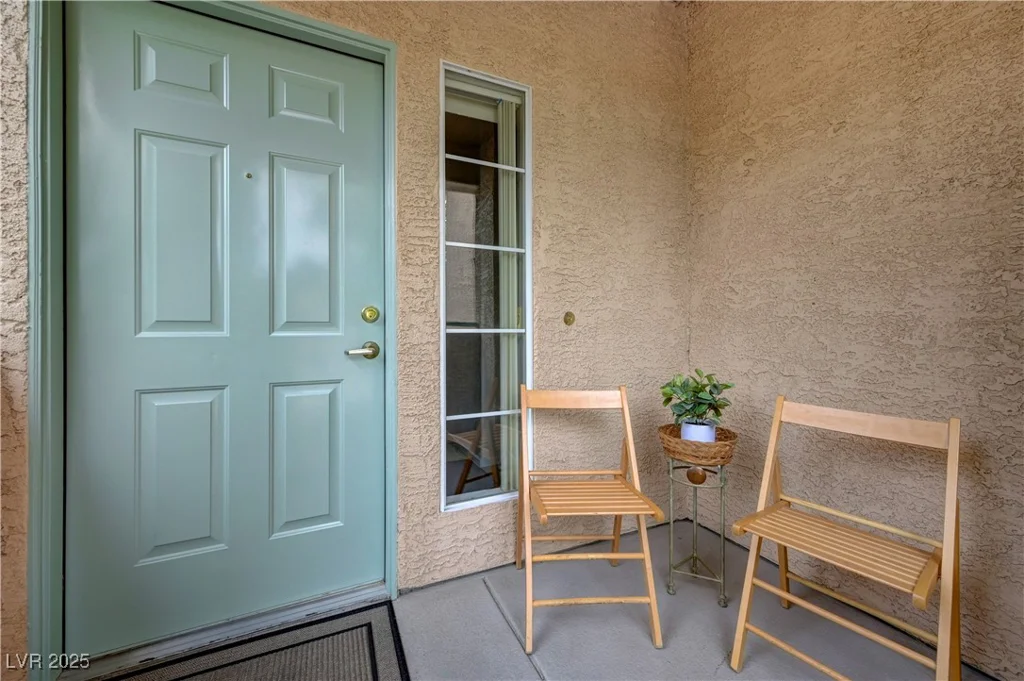 10525 Pine Glen, Las Vegas, NV 89144