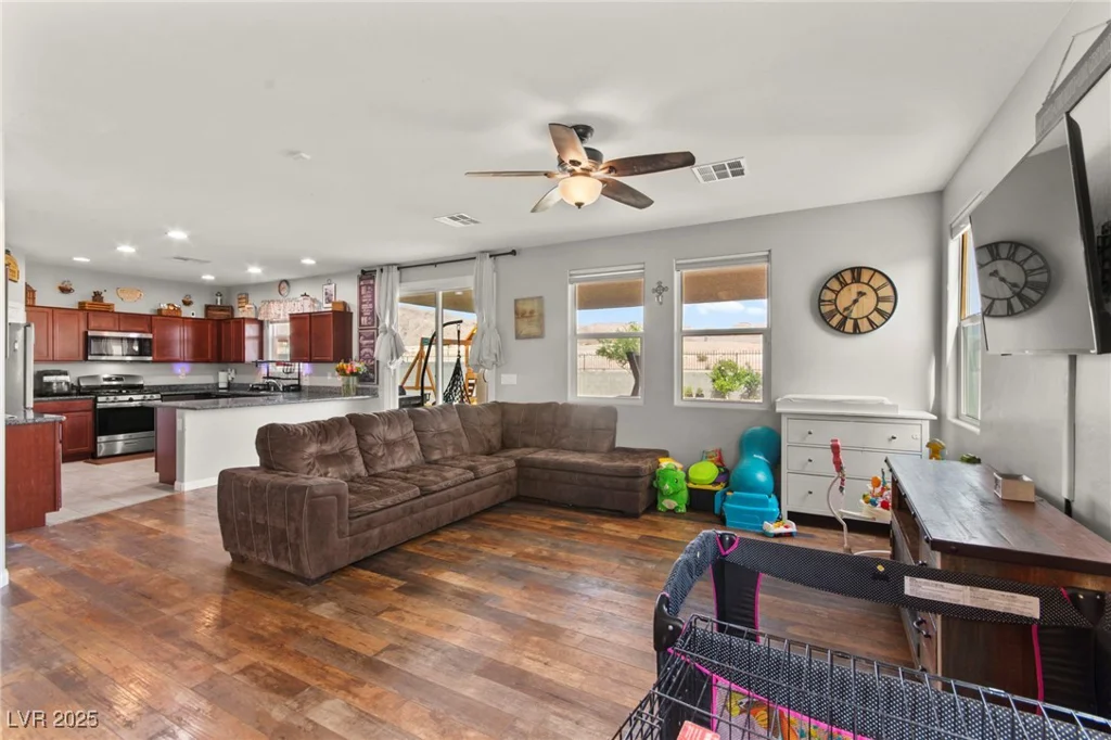 2672 Painted Mist, Las Vegas, NV 89142
