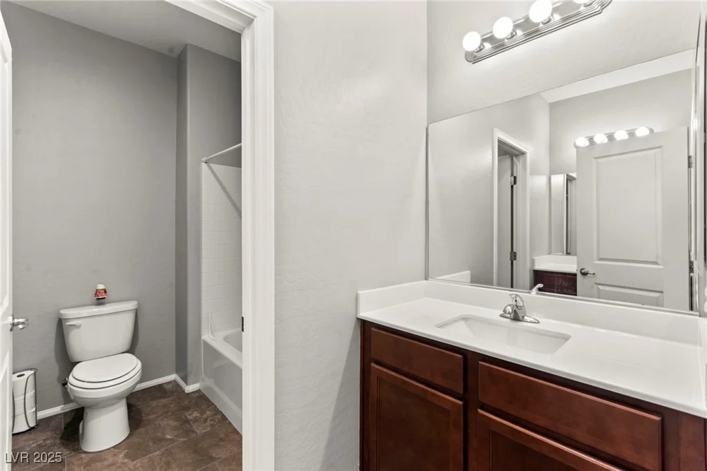 2672 Painted Mist, Las Vegas, NV 89142