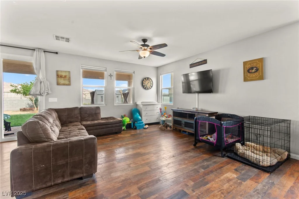 2672 Painted Mist, Las Vegas, NV 89142