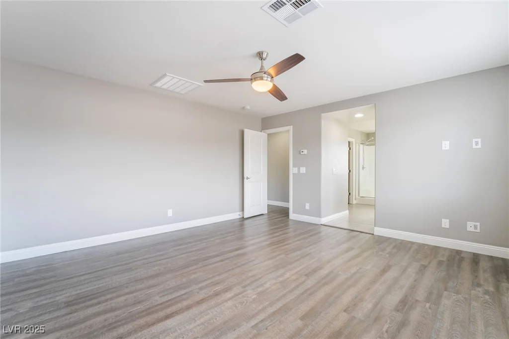 5981 Smith Valley, Las Vegas, NV 89148