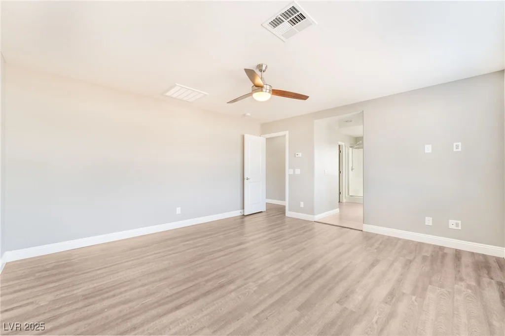 5981 Smith Valley, Las Vegas, NV 89148