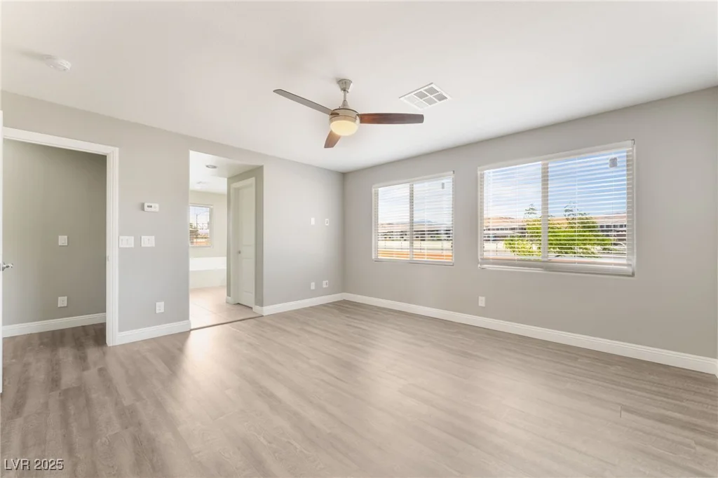 5981 Smith Valley, Las Vegas, NV 89148