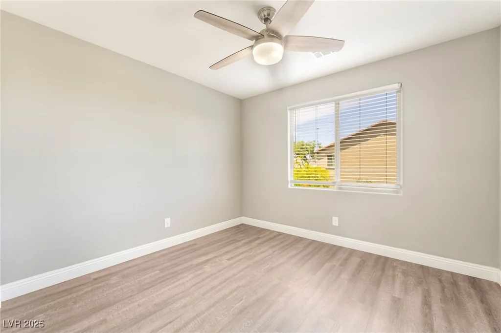 5981 Smith Valley, Las Vegas, NV 89148