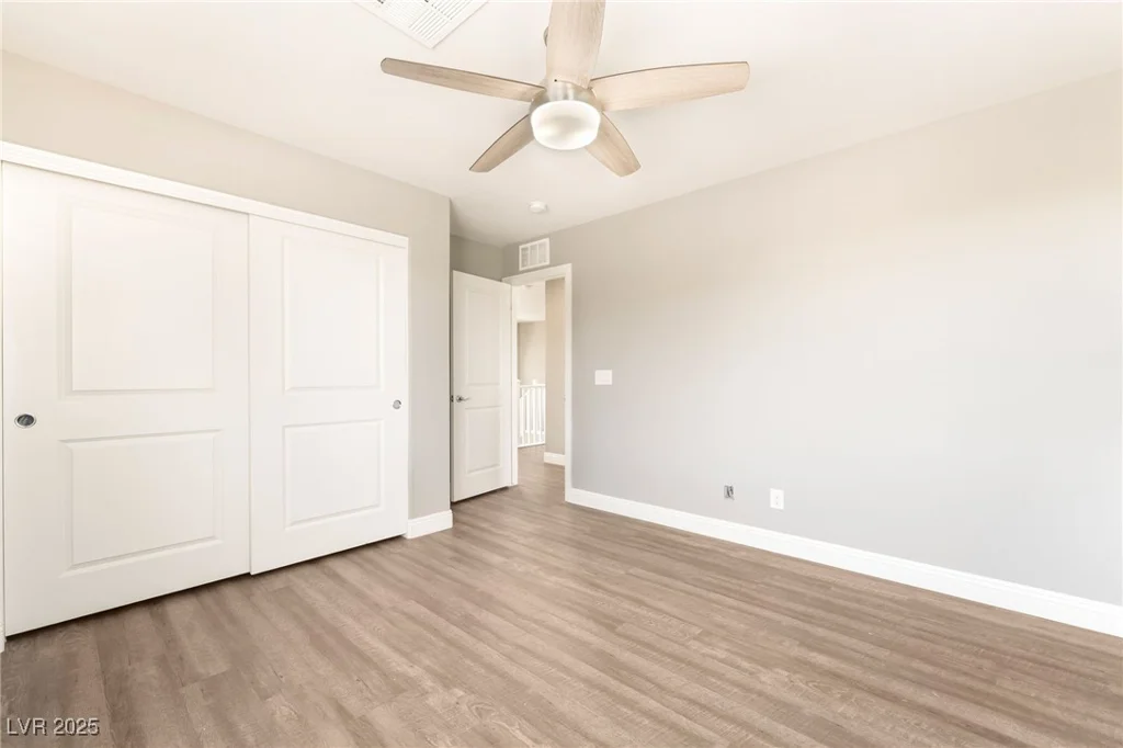 5981 Smith Valley, Las Vegas, NV 89148
