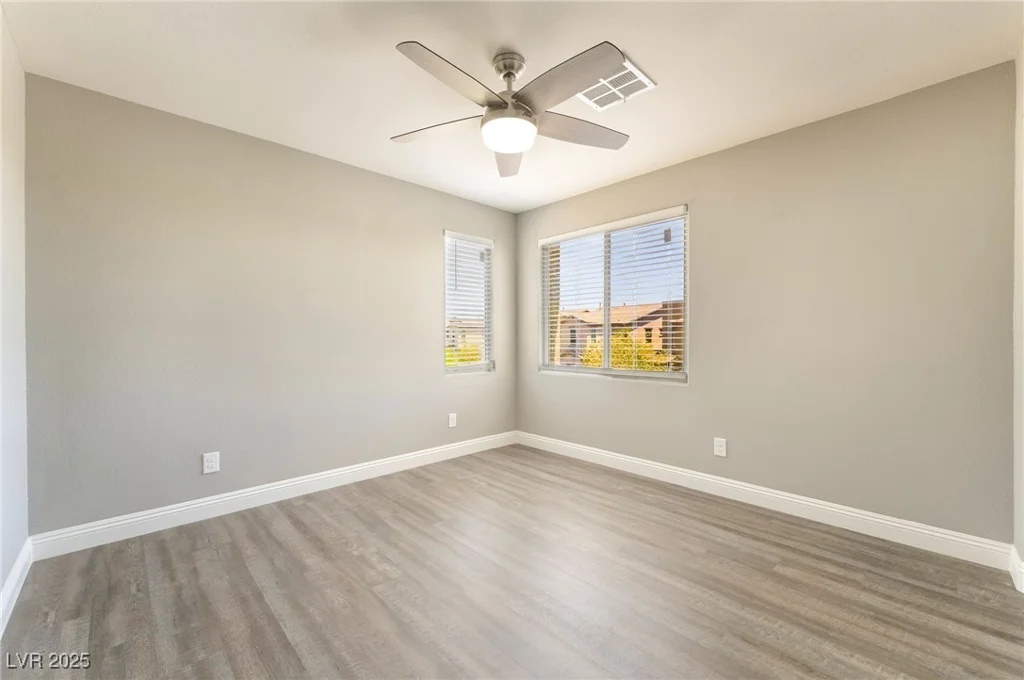 5981 Smith Valley, Las Vegas, NV 89148