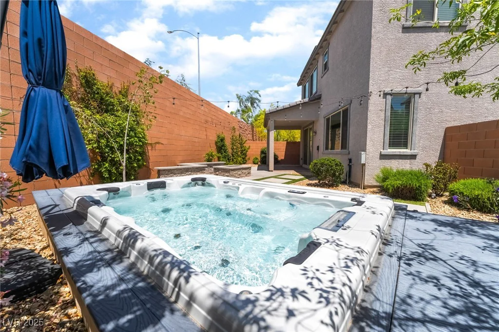 5981 Smith Valley, Las Vegas, NV 89148