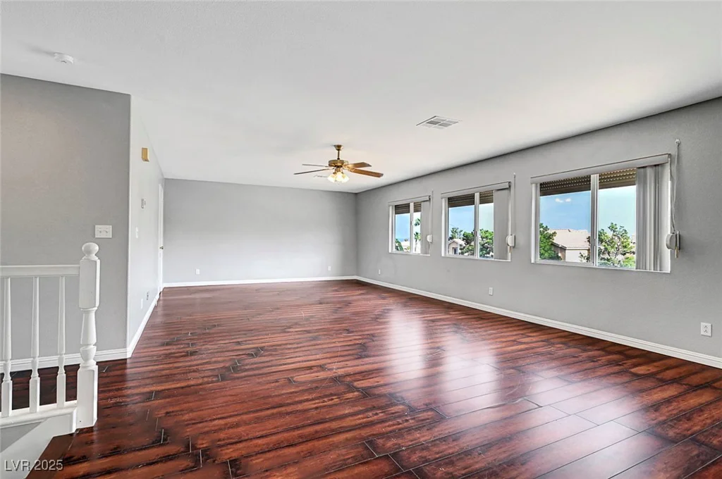 10135 Diving Duck, Las Vegas, NV 89117