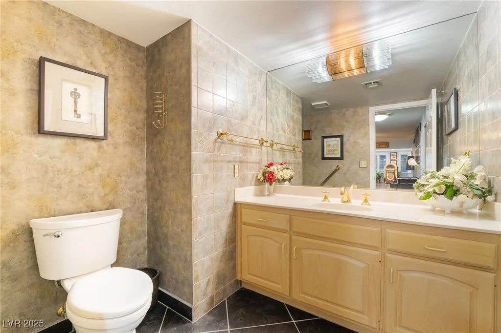 3341 Heavenly View, Las Vegas, NV 89117
