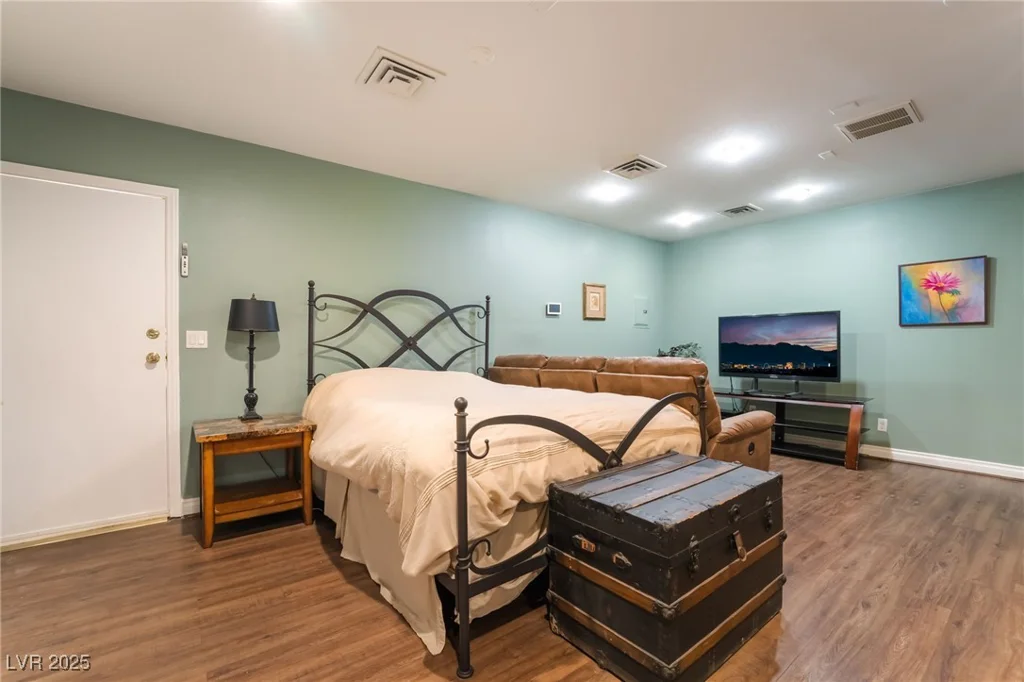 3341 Heavenly View, Las Vegas, NV 89117