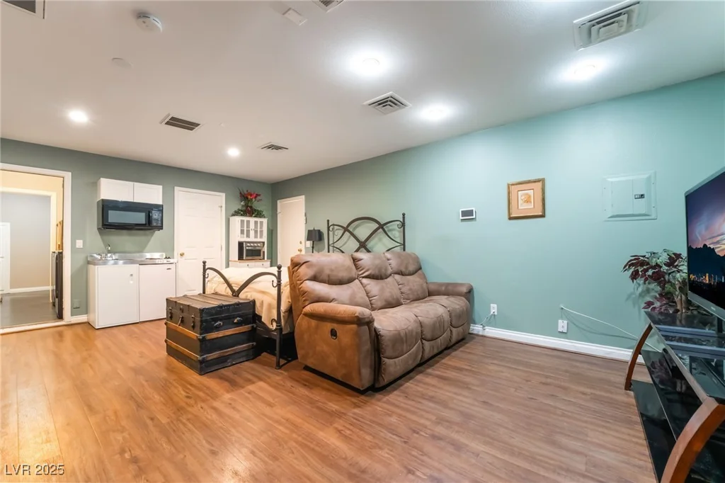 3341 Heavenly View, Las Vegas, NV 89117
