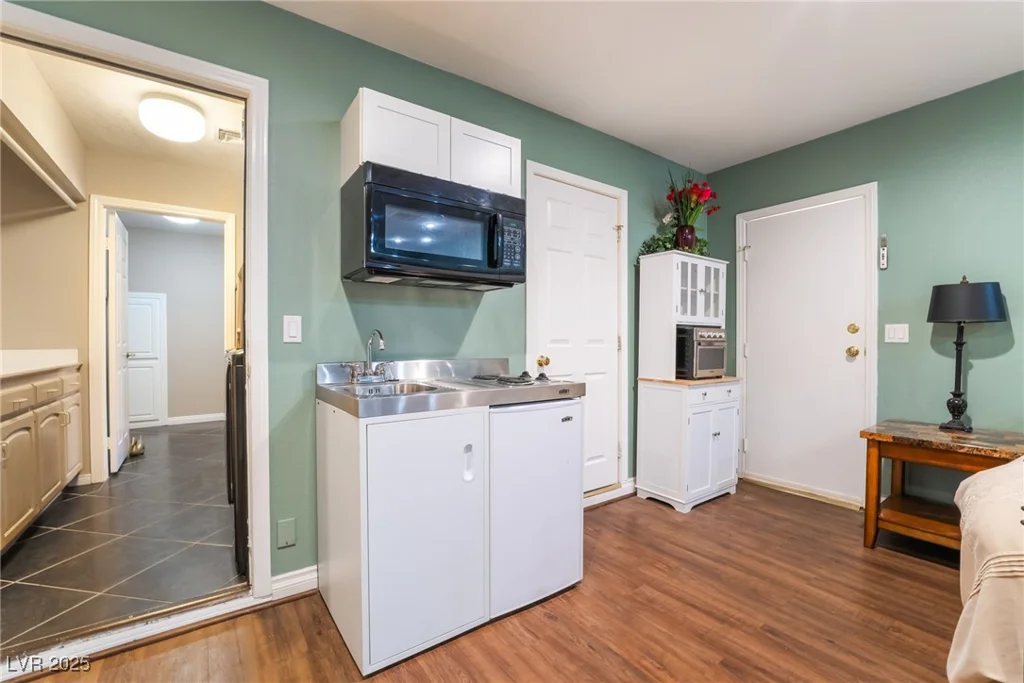 3341 Heavenly View, Las Vegas, NV 89117