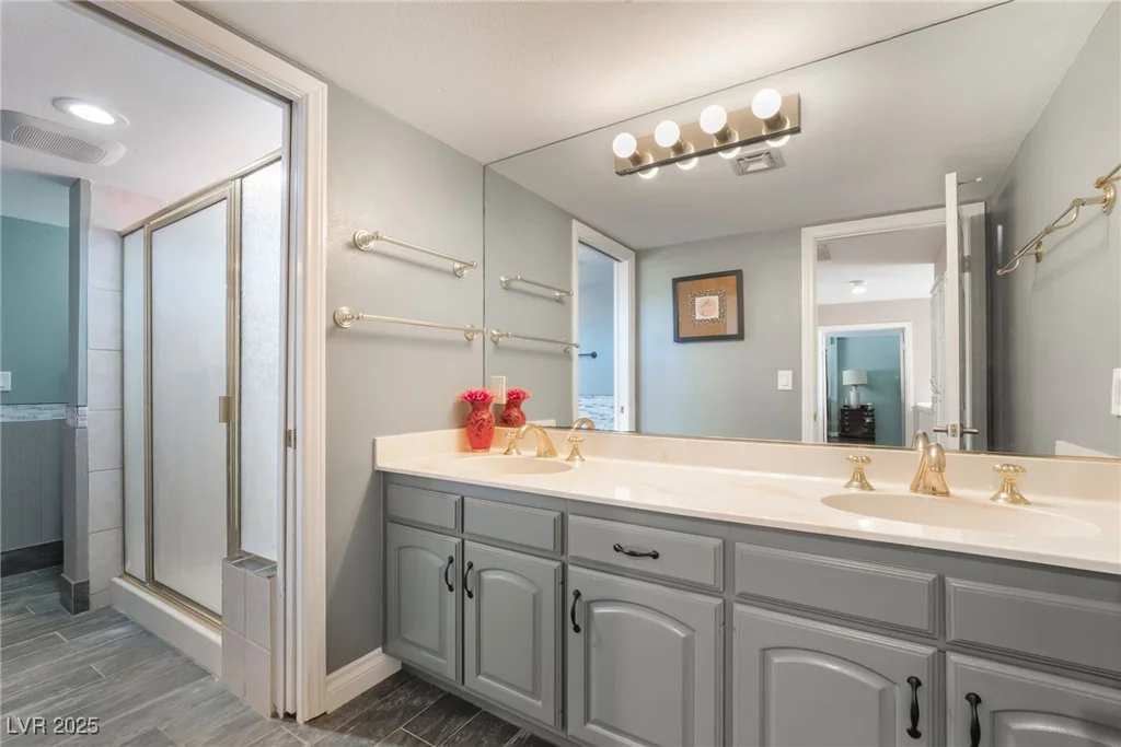 3341 Heavenly View, Las Vegas, NV 89117