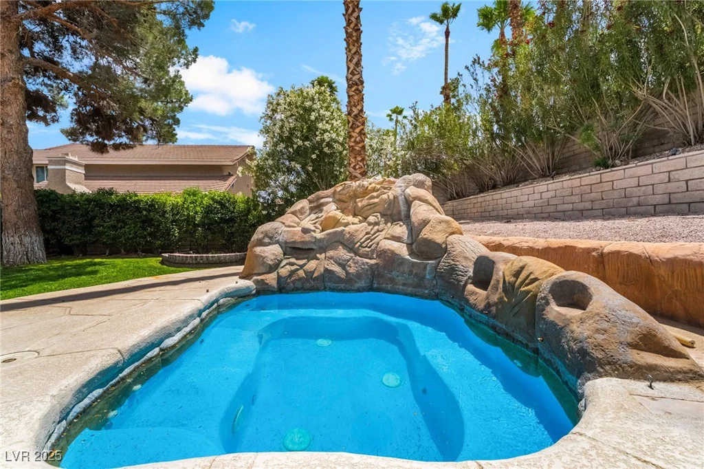 3341 Heavenly View, Las Vegas, NV 89117