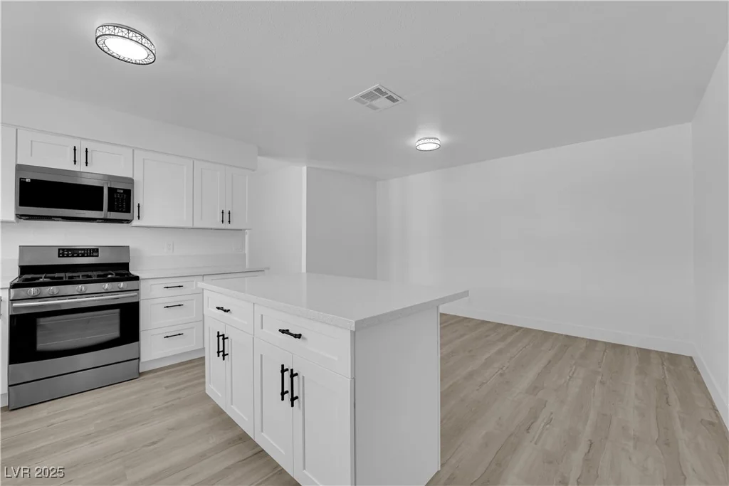 4508 Rip Van Winkle, Las Vegas, NV 89102