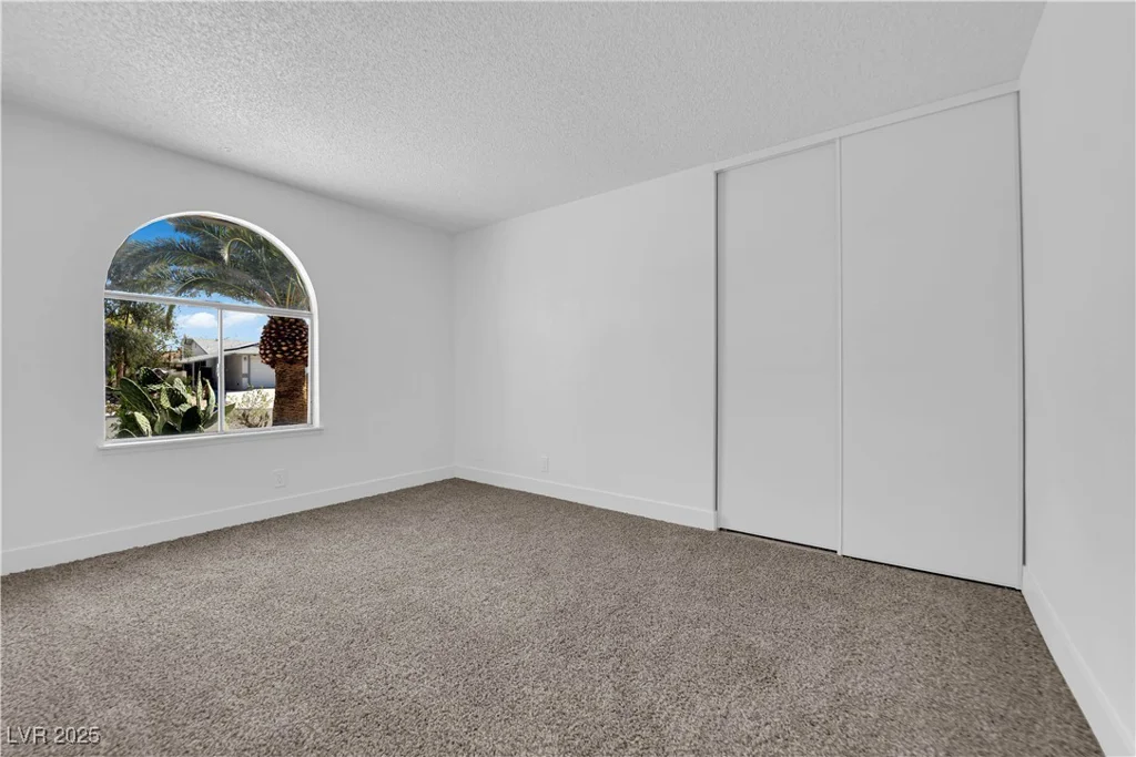 4508 Rip Van Winkle, Las Vegas, NV 89102