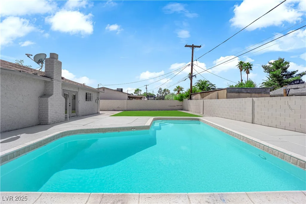 4508 Rip Van Winkle, Las Vegas, NV 89102