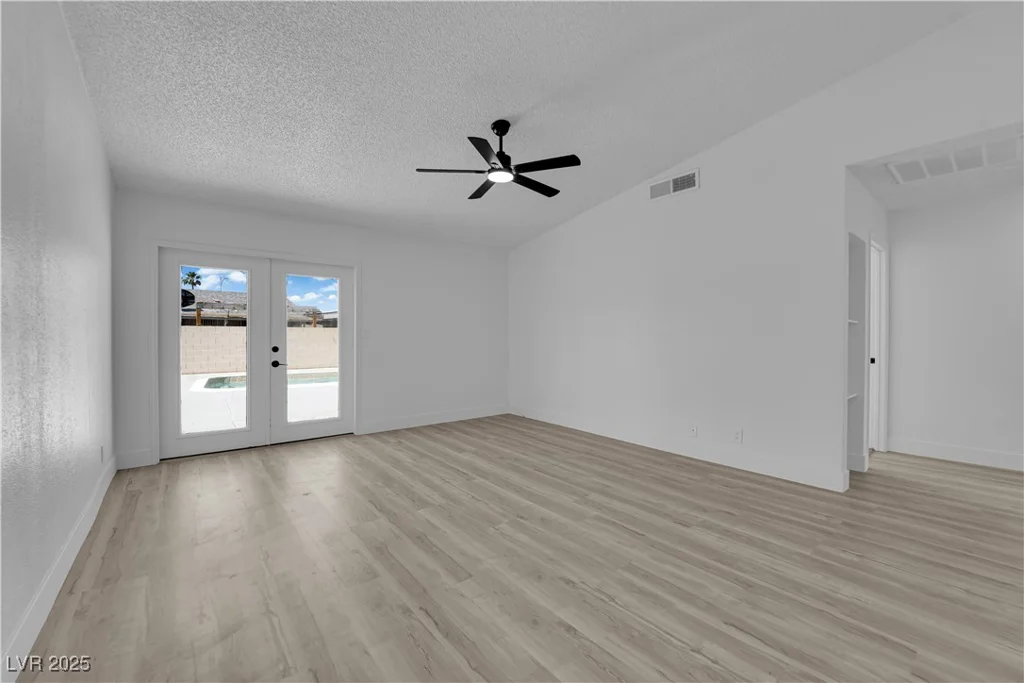 4508 Rip Van Winkle, Las Vegas, NV 89102