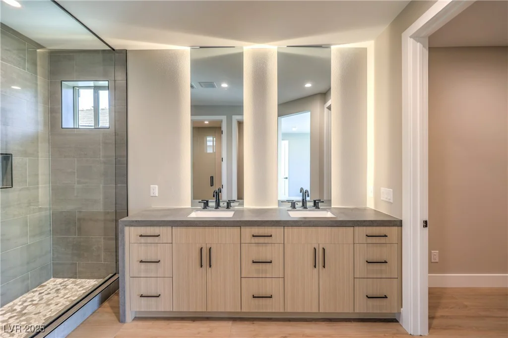 8316 Broad Peak, Las Vegas, NV 89131