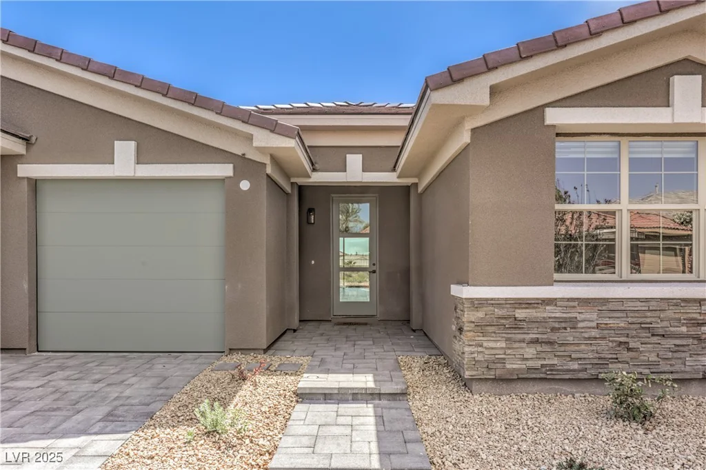 8316 Broad Peak, Las Vegas, NV 89131