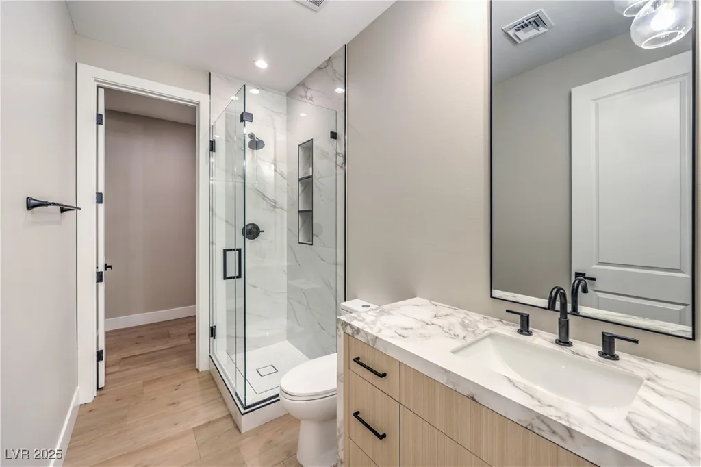 8316 Broad Peak, Las Vegas, NV 89131