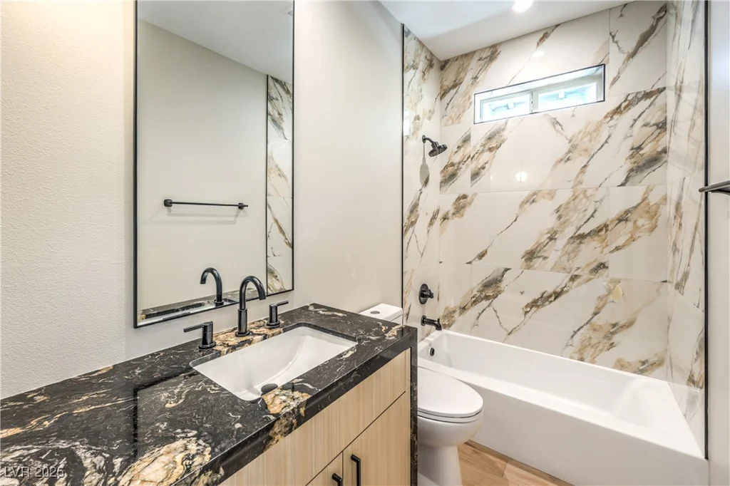 8316 Broad Peak, Las Vegas, NV 89131